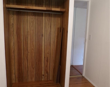 717 Washington Street - Photo Thumbnail 10