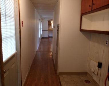 717 Washington Street - Photo Thumbnail 4