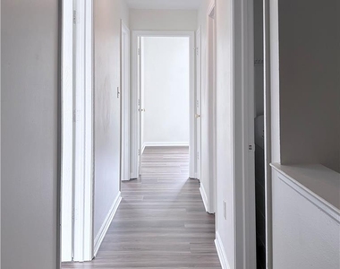 6411 Pioneer Drive - Photo Thumbnail 4