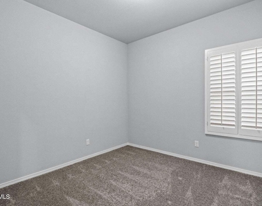 1021 Ultrastar Place - Photo Thumbnail 15