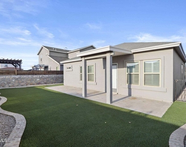 1021 Ultrastar Place - Photo Thumbnail 20