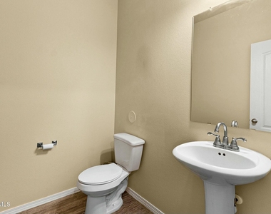 3909 Desert Dunes Drive - Photo Thumbnail 18