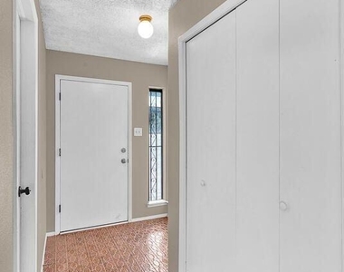 3228 Isla Banderas Way - Photo Thumbnail 1