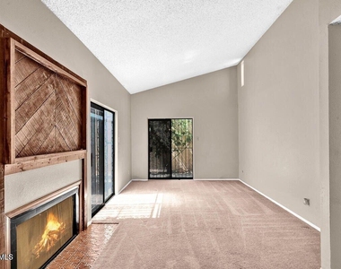 3228 Isla Banderas Way - Photo Thumbnail 3