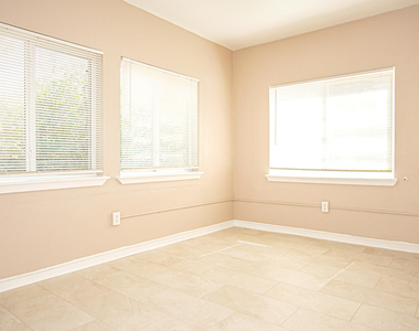 7320 Dale Road - Photo Thumbnail 22