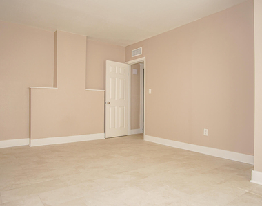 7320 Dale Road - Photo Thumbnail 13