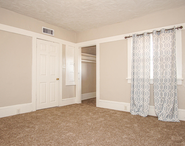 7600 Franklin Drive - Photo Thumbnail 23