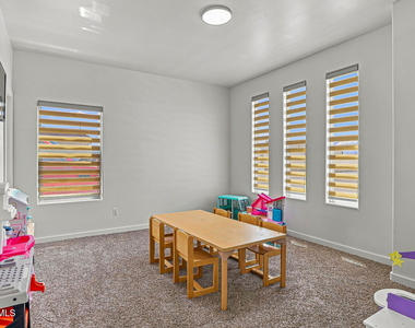 14585 John Mcneely Avenue - Photo Thumbnail 4