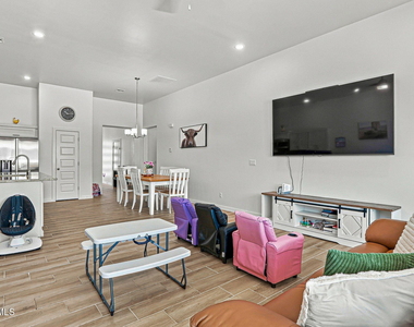 14585 John Mcneely Avenue - Photo Thumbnail 19
