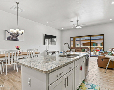 14585 John Mcneely Avenue - Photo Thumbnail 10