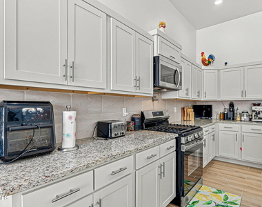 14585 John Mcneely Avenue - Photo Thumbnail 12