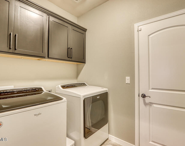12515 Triple Crown Avenue - Photo Thumbnail 33