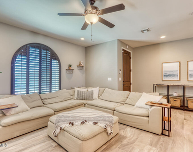 12515 Triple Crown Avenue - Photo Thumbnail 6