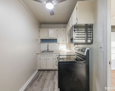80 Cartright Street - Photo Thumbnail 2
