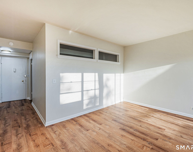 80 Cartright Street - Photo Thumbnail 7