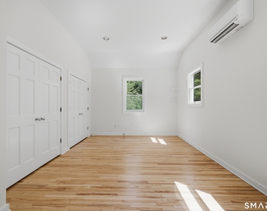 26 Ferry Road - Photo Thumbnail 16