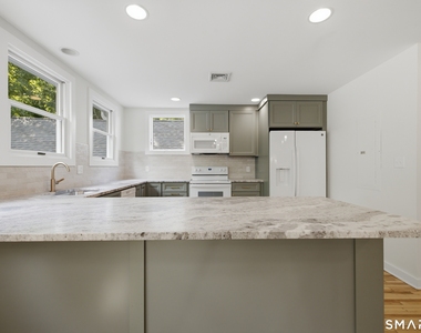 26 Ferry Road - Photo Thumbnail 4