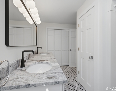 26 Ferry Road - Photo Thumbnail 11