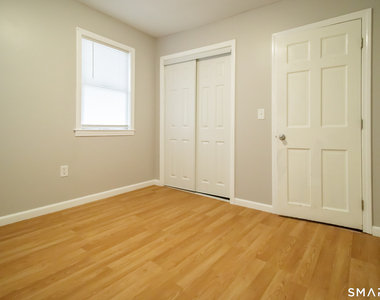 13 Ingraham Place - Photo Thumbnail 21