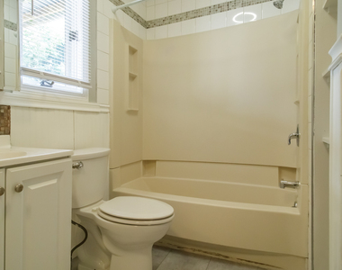 13 Ingraham Place - Photo Thumbnail 17