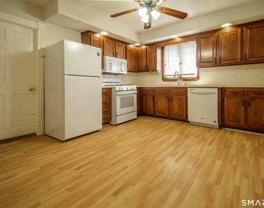 13 Ingraham Place - Photo Thumbnail 12