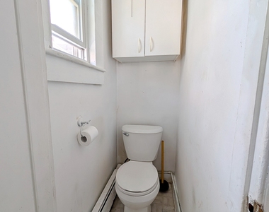 104 Elm Street - Photo Thumbnail 9
