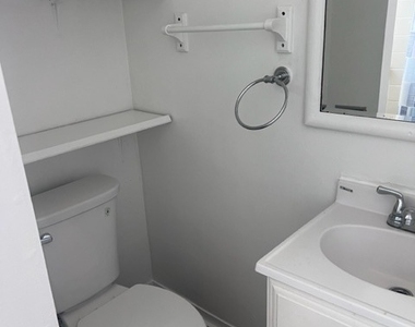 278 Thompson Street - Photo Thumbnail 5