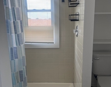 278 Thompson Street - Photo Thumbnail 6