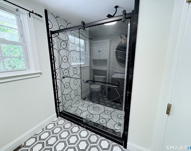 43 Meadowbrook Road - Photo Thumbnail 10