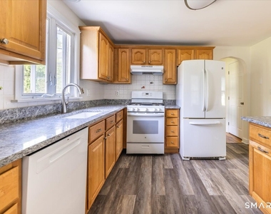 2759 Easton Turnpike - Photo Thumbnail 15