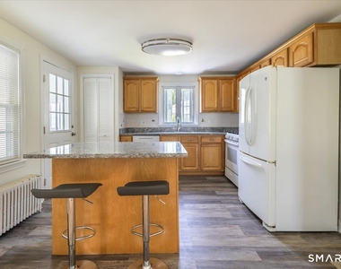 2759 Easton Turnpike - Photo Thumbnail 14