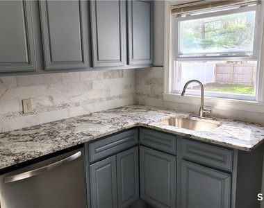 25 Madsen Road - Photo Thumbnail 4