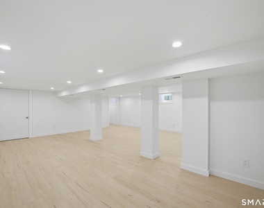 68 Gregory Boulevard - Photo Thumbnail 11