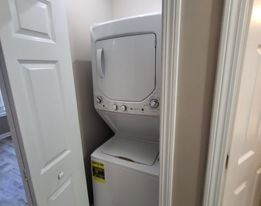 4 Manorwood Drive - Photo Thumbnail 13