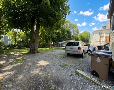 451 Hollister Avenue - Photo Thumbnail 16