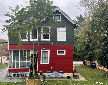 39 Pearl Street - Photo Thumbnail 24