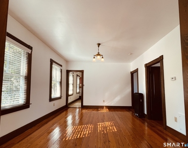 39 Pearl Street - Photo Thumbnail 8