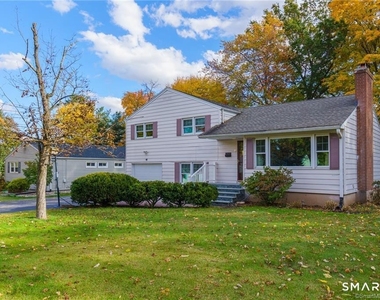 33 Sky View Drive - Photo Thumbnail 2
