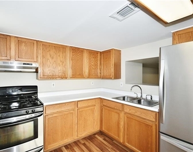 3743 Brownsville Rd - Photo Thumbnail 11