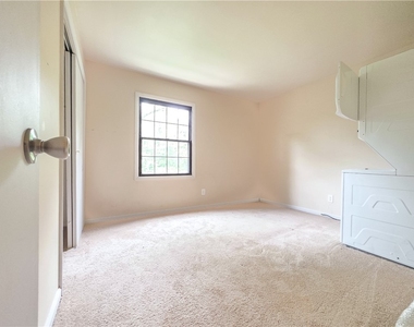 454 Country View Ct - Photo Thumbnail 11
