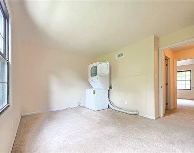 454 Country View Ct - Photo Thumbnail 13