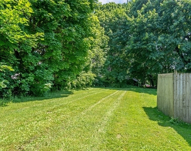 180 W Seneca Street - Photo Thumbnail 3