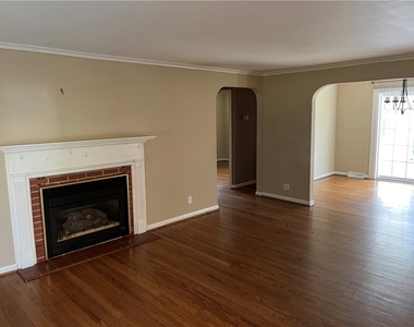 198 Beartown Road - Photo Thumbnail 3