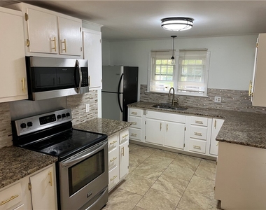 198 Beartown Road - Photo Thumbnail 5