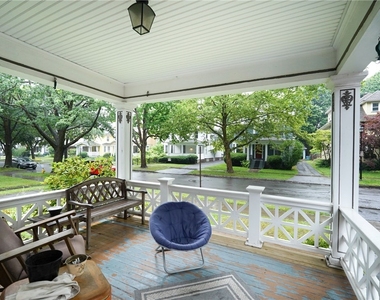 190 Dartmouth Street - Photo Thumbnail 1