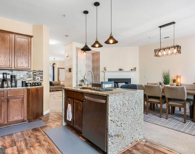11279 Musette Circle - Photo Thumbnail 12