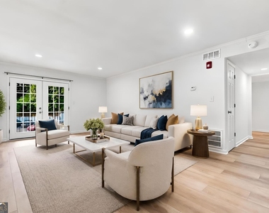 5095 Roswell Road - Photo Thumbnail 6