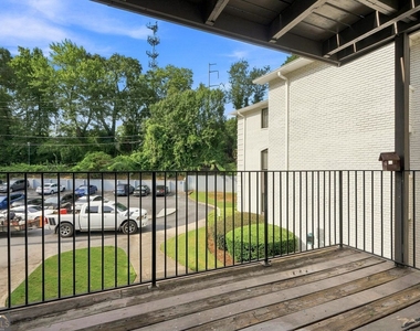 5095 Roswell Road - Photo Thumbnail 22