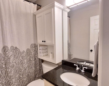 1142 Riverside Trace - Photo Thumbnail 10