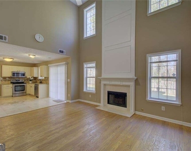 2820 Northcliff Drive - Photo Thumbnail 5